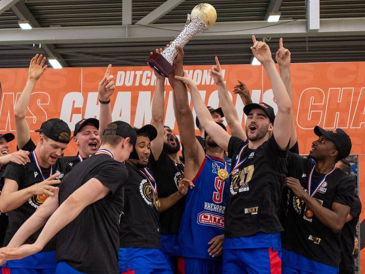 WEB_HEROES.Copy.01.transfer