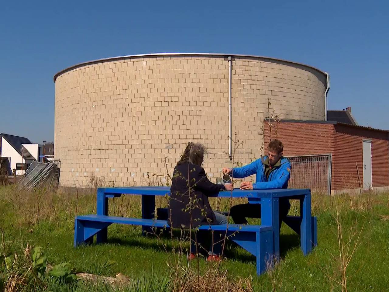 De warmte-accu is zo goed als klaar, maar kan nog altijd niet draaien (foto: Omroep Brabant).
