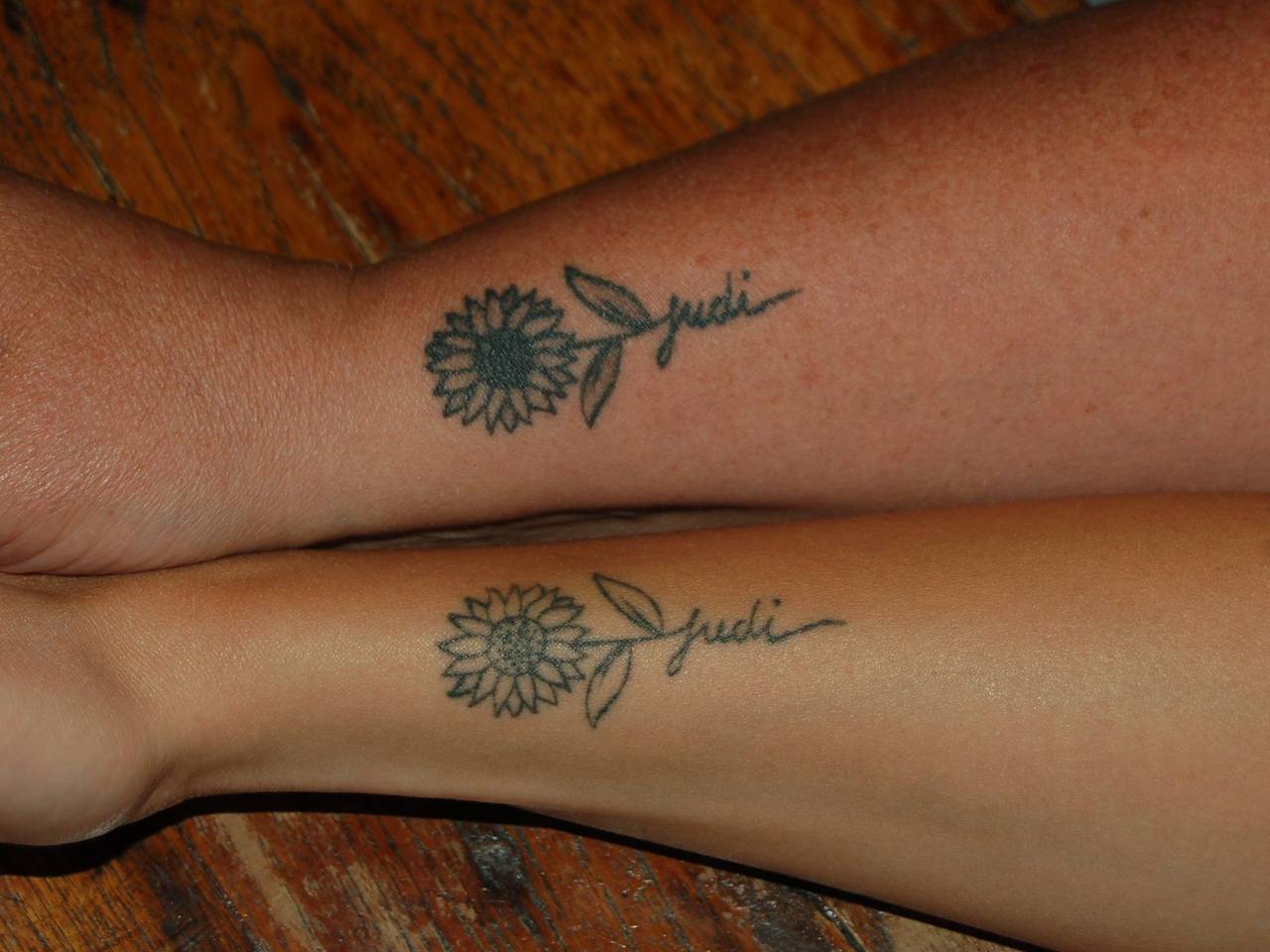 De tattoo ter nagedachtenis van Judi die Marieke na haar begrafenis liet zetten (privéfoto).