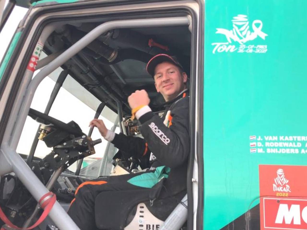 Janus van Kasteren bij aankomst in het Bivak