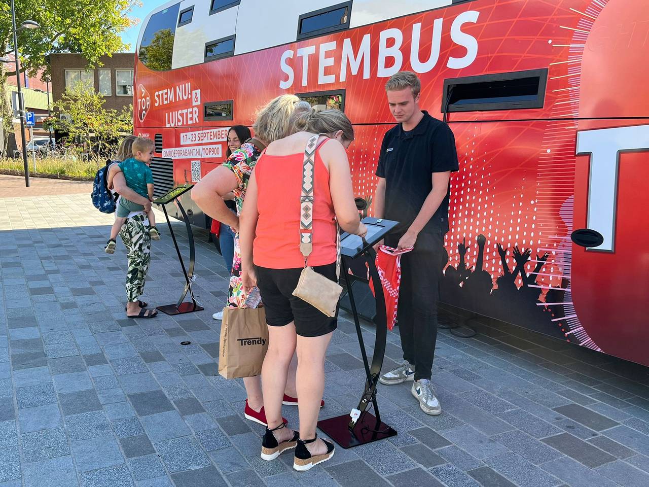 Stemmen op de Top 900 bij de Stembus