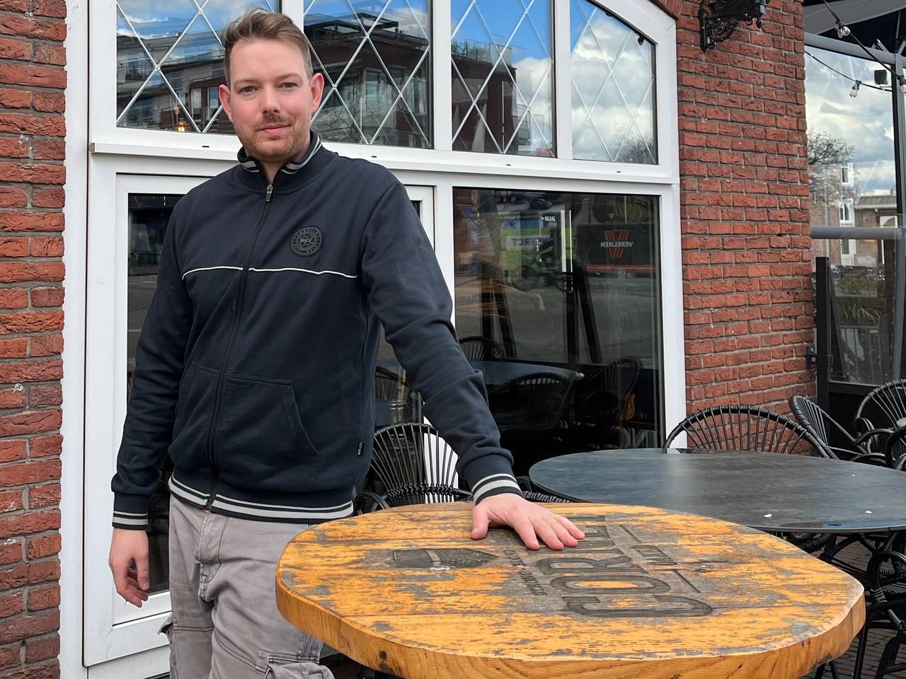 Glenn van den Hurk bij The Pub (foto: Megan Hanegraaf).