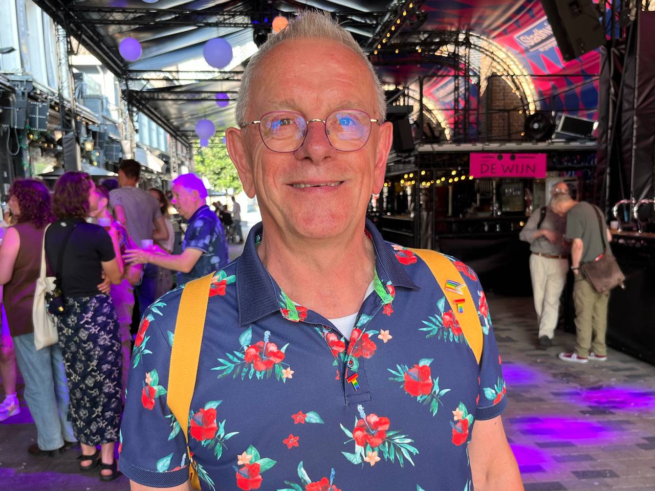 Martin vertelt tijdens wandelingen over de roze geschiedenis van Tilburg