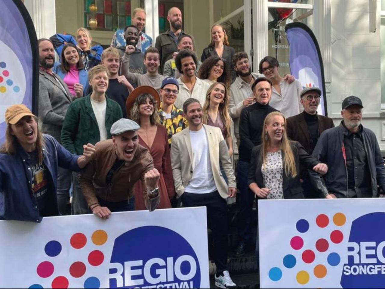 De deelnemers van het Regio Songfestival 2024 (foto: Omroep West)