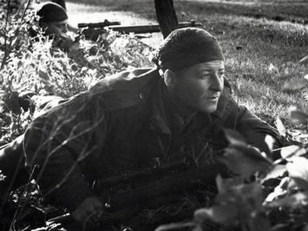 Canadese 'snipers' in de Zuidwesthoek, oktober 1944 (foto: archief)