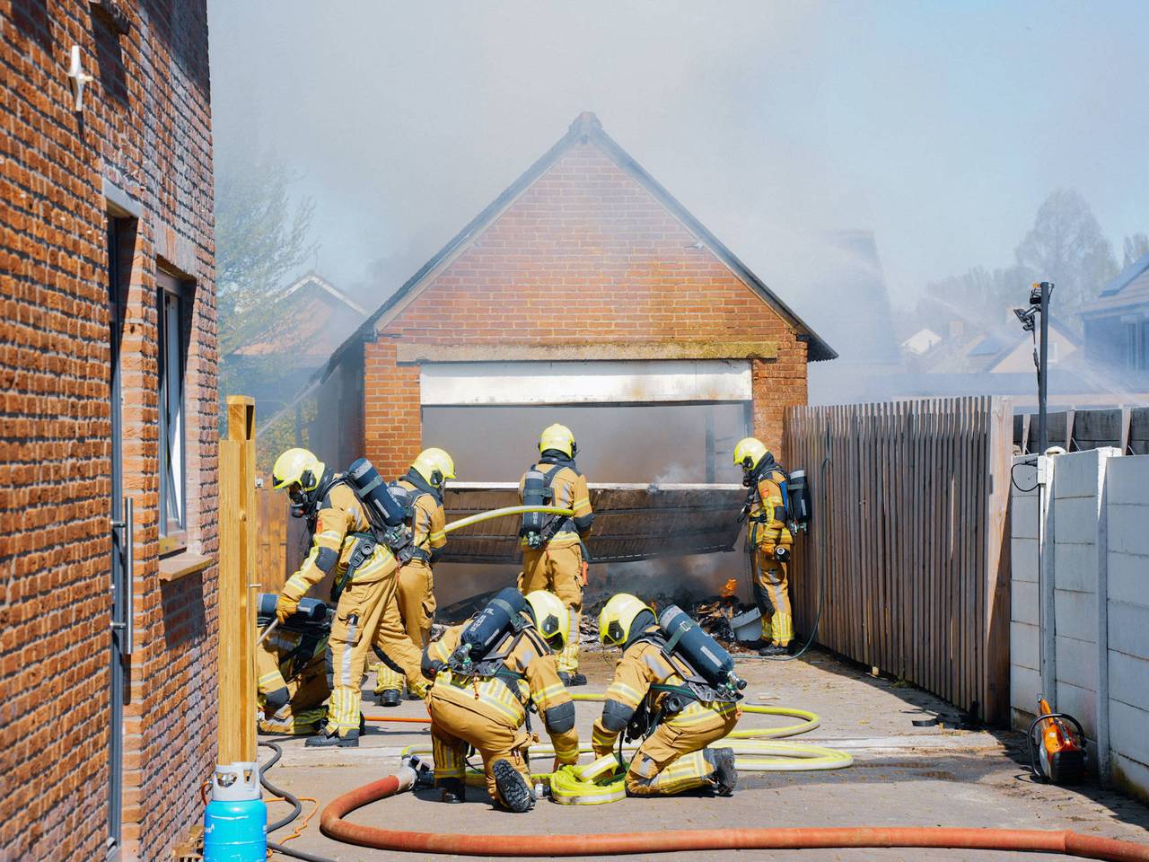 WEB_112_GROTE_BRAND_WASPIK.transfer