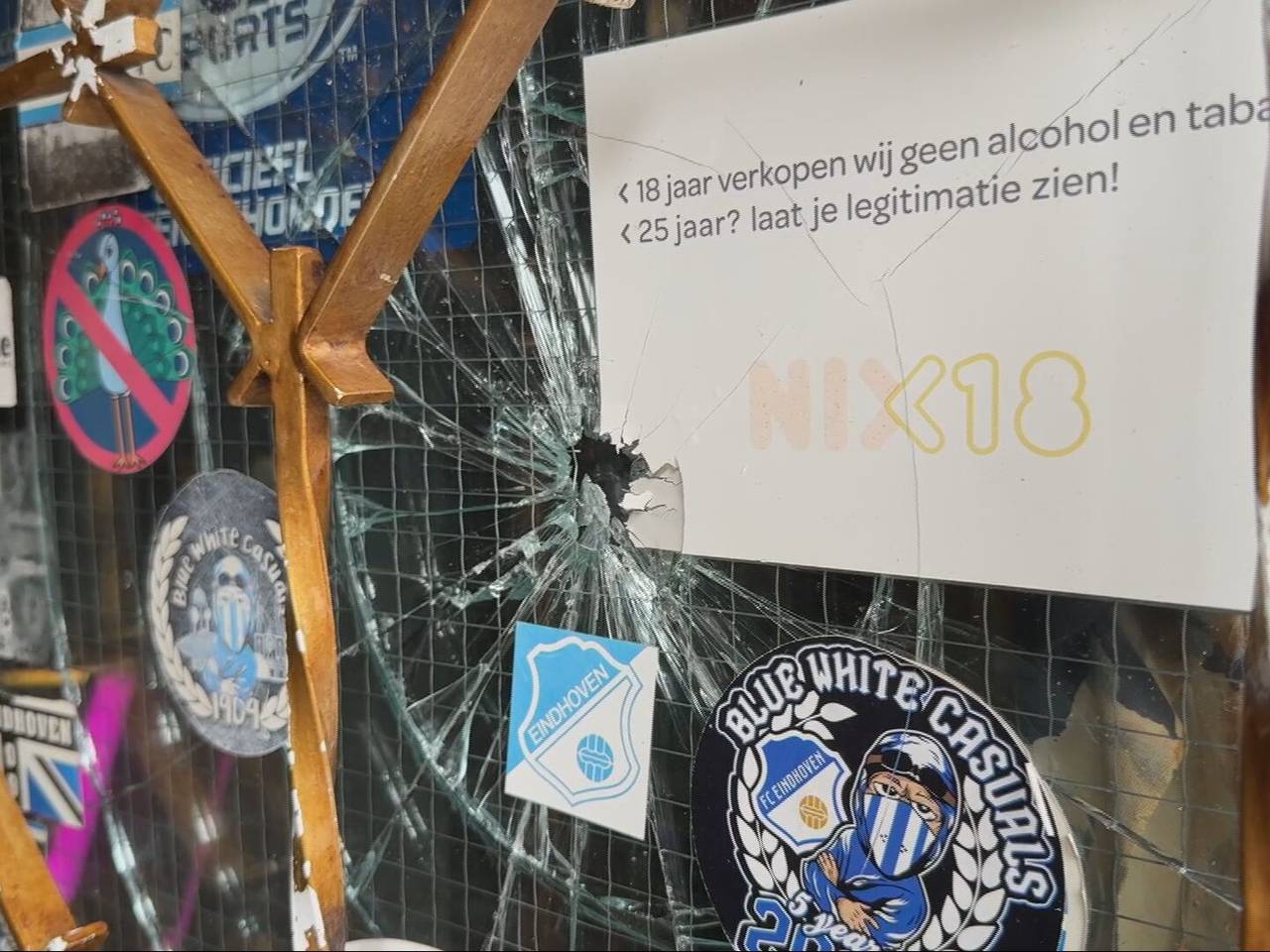 ADO-hooligans richten ravage aan in FC Eindhoven-café van Gonnie
