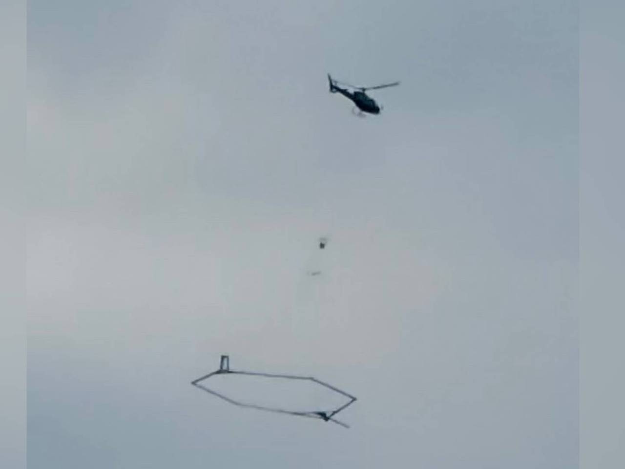 Gigantische vliegende hoepel in de lucht: dit is waarom