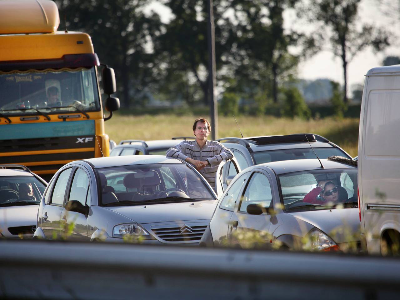 File op de A29 bij Bergen op Zoom (foto: ANP).