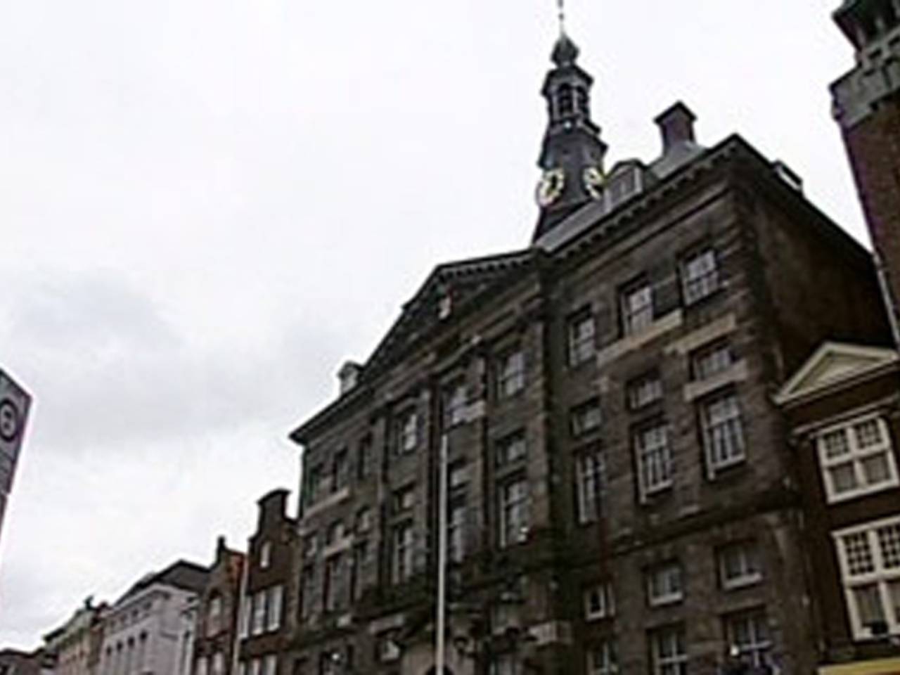 https://api.omroepbrabant.nl/img/f/$width$/$height$/0.5/0.5/bWVkaWEvcHJvZC84ODc5NjMuanBnP3N2PTIwMTktMDctMDcmc3Q9MjAyMC0wMS0wMVQwMCUzQTAwJTNBMDBaJnNlPTIwNDAtMDEtMDFUMDAlM0EwMCUzQTAwWiZzcj1iJnNwPXImc2lnPTJ6YzNOWE5nYThaTkJWdWxjOEVWSWpSVEg5RHNacVFFWTYzNEFSbFlPczglM0Q=