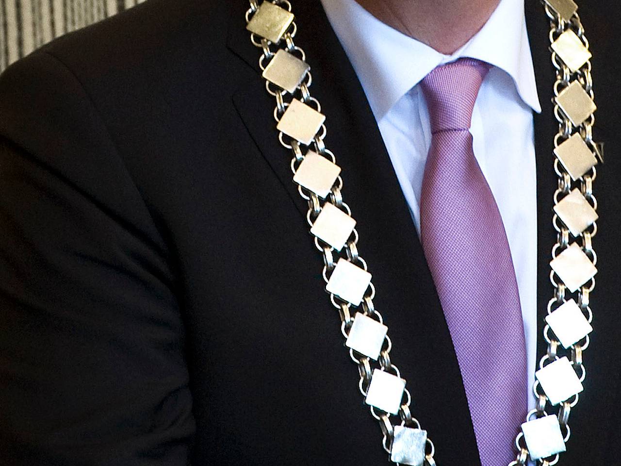 Oud-burgemeester Ton Aarts overleden