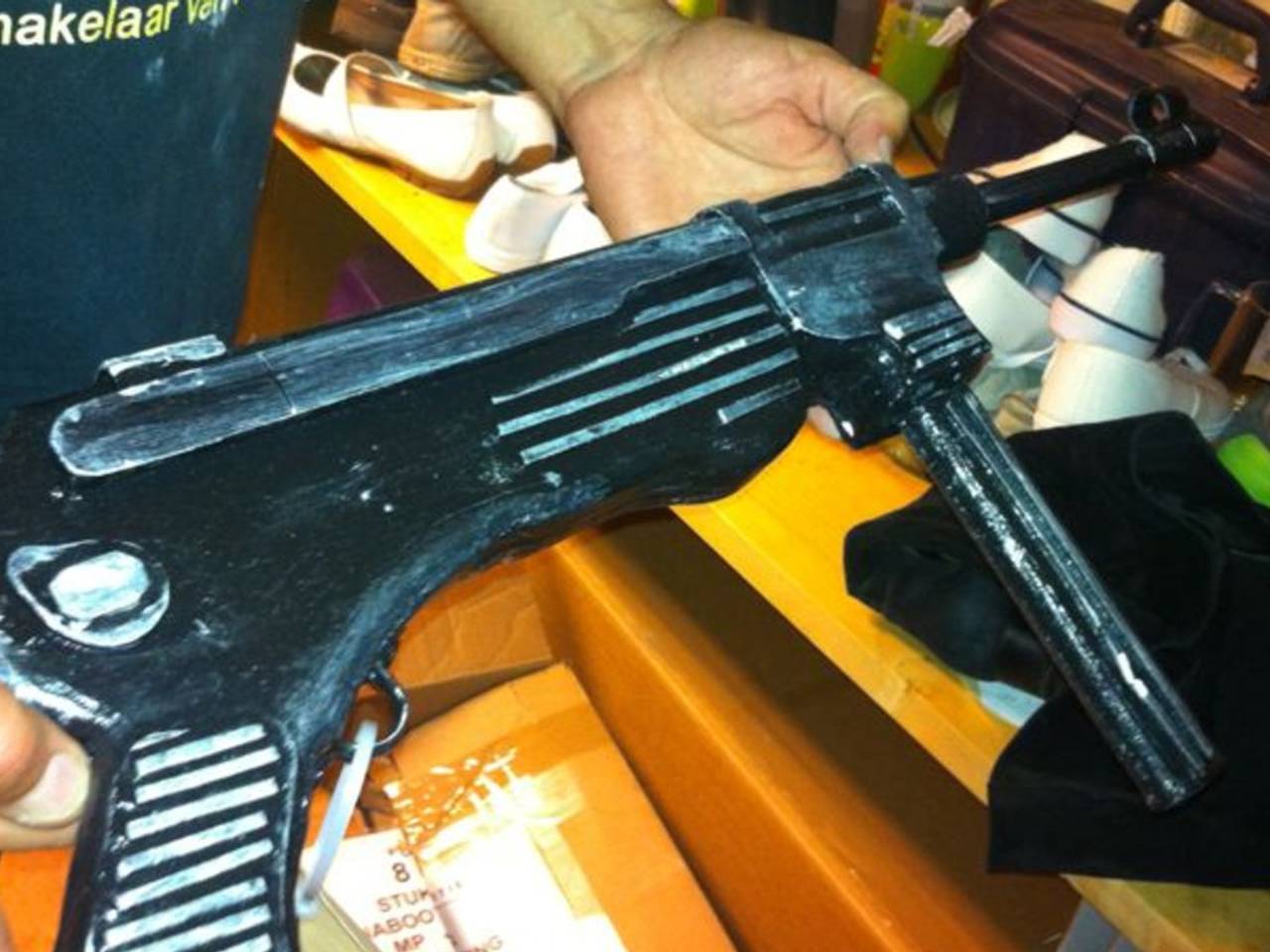 Nepwapens zorgen voor ophef