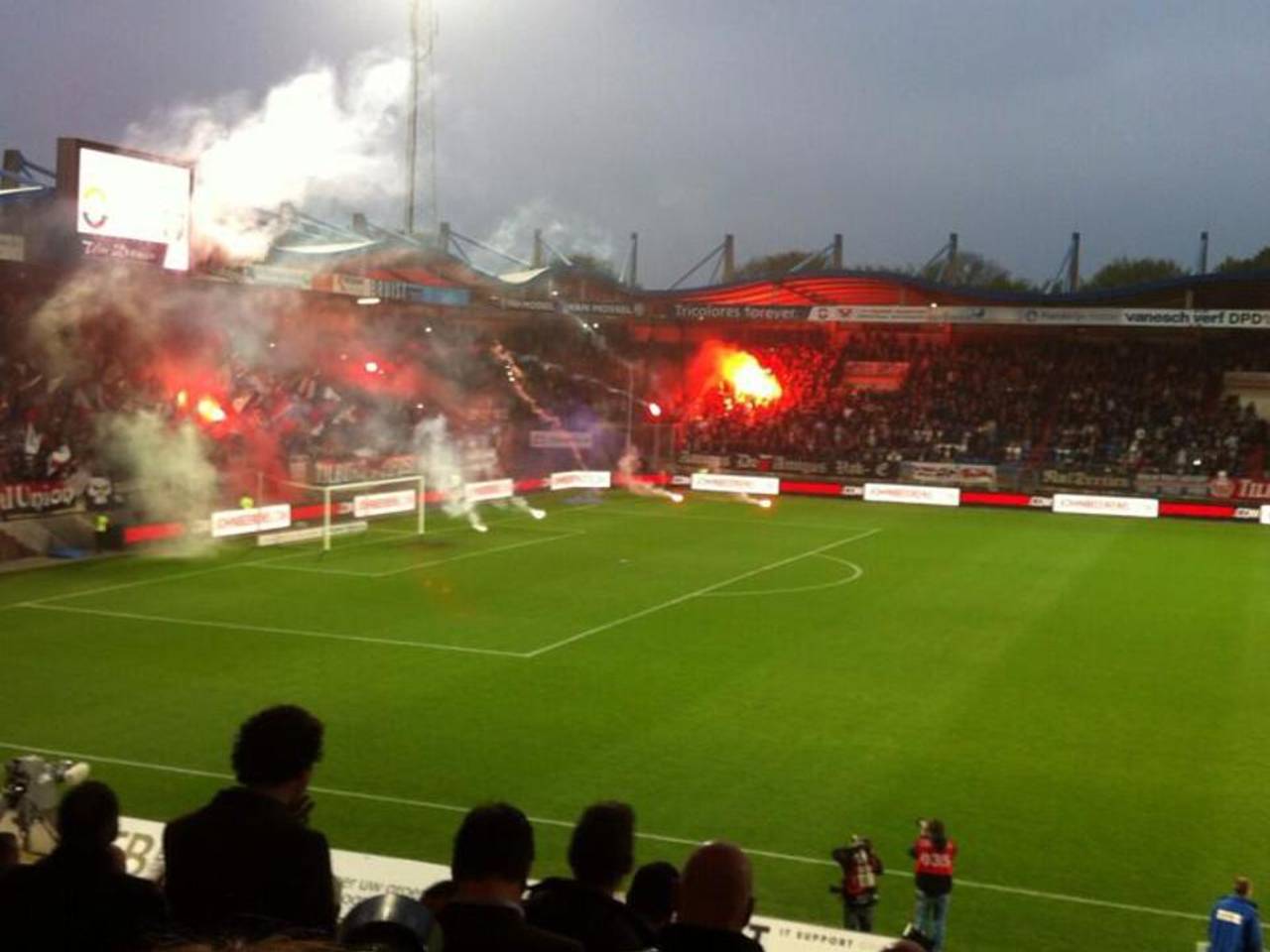 Twaalf fans van Willem II zijn opgepakt