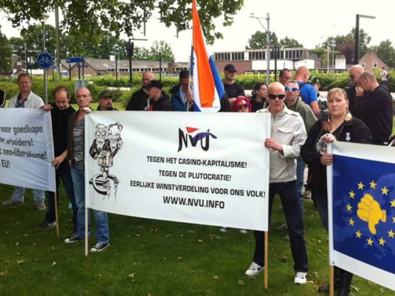 Protest van NVU in Deurne vanwege overval op juwelier Goldies rustig verlopen