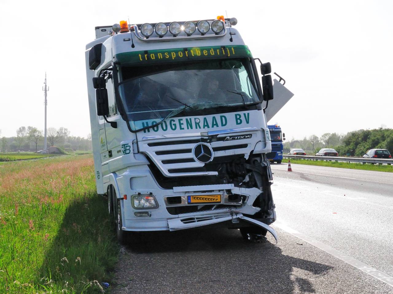 Ongeval op A59 bij Terheijden. (foto: Rob de Haas/Mainstay Media Breda)