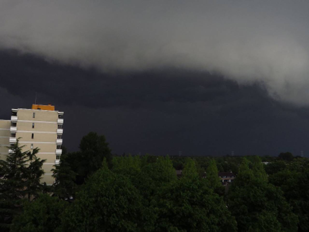 Archieffoto: onweer boven Eindhoven