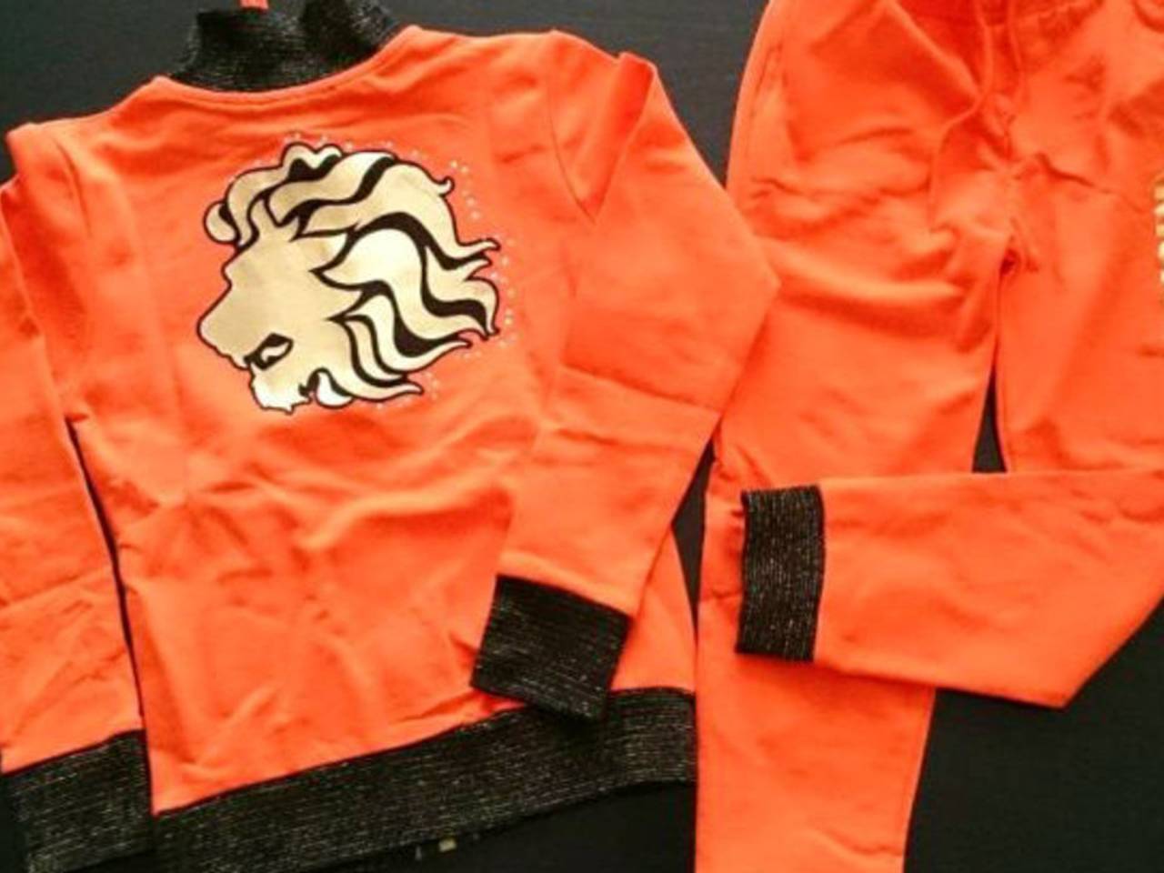 Nieuw in de verpakking: kinderjuichpak (foto: Marktplaats)