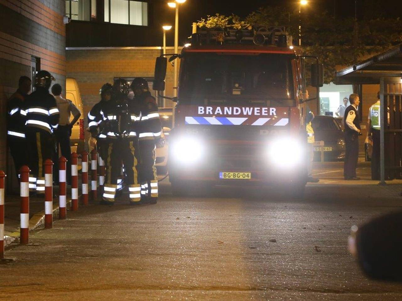 In het pakketje dat gisteravond voor ophef zorgde bij het politiebureau in Den Bosch, zat inderdaad een explosief