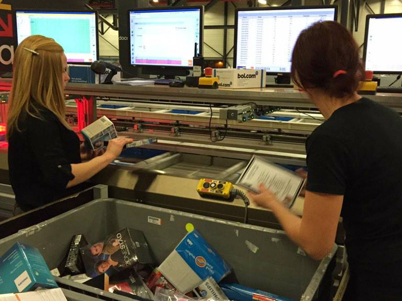 Topdrukte bij Bol.com in Waalwijk