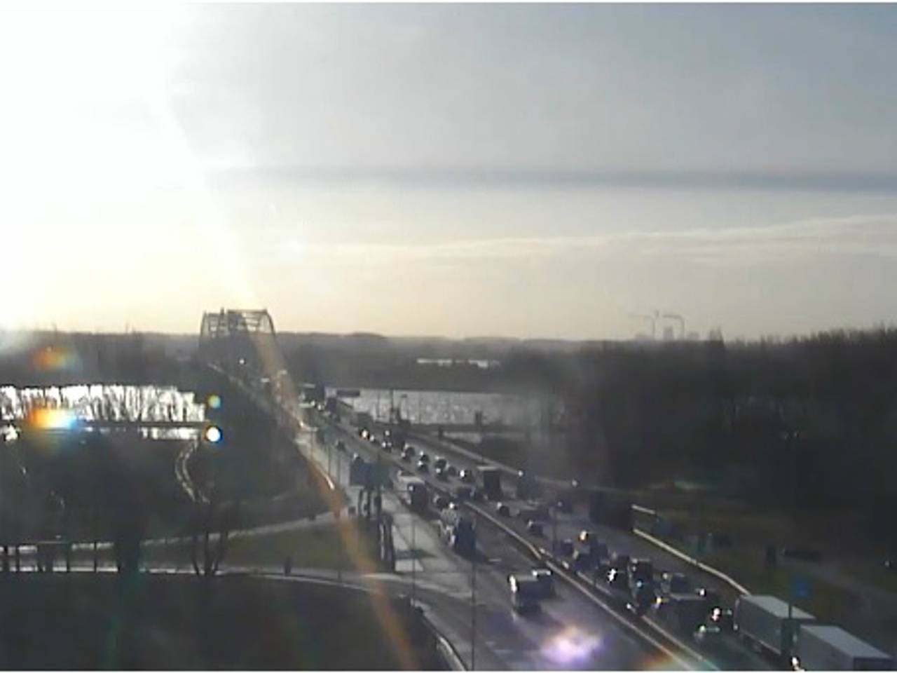 File op de A27 (Beeld: VID)