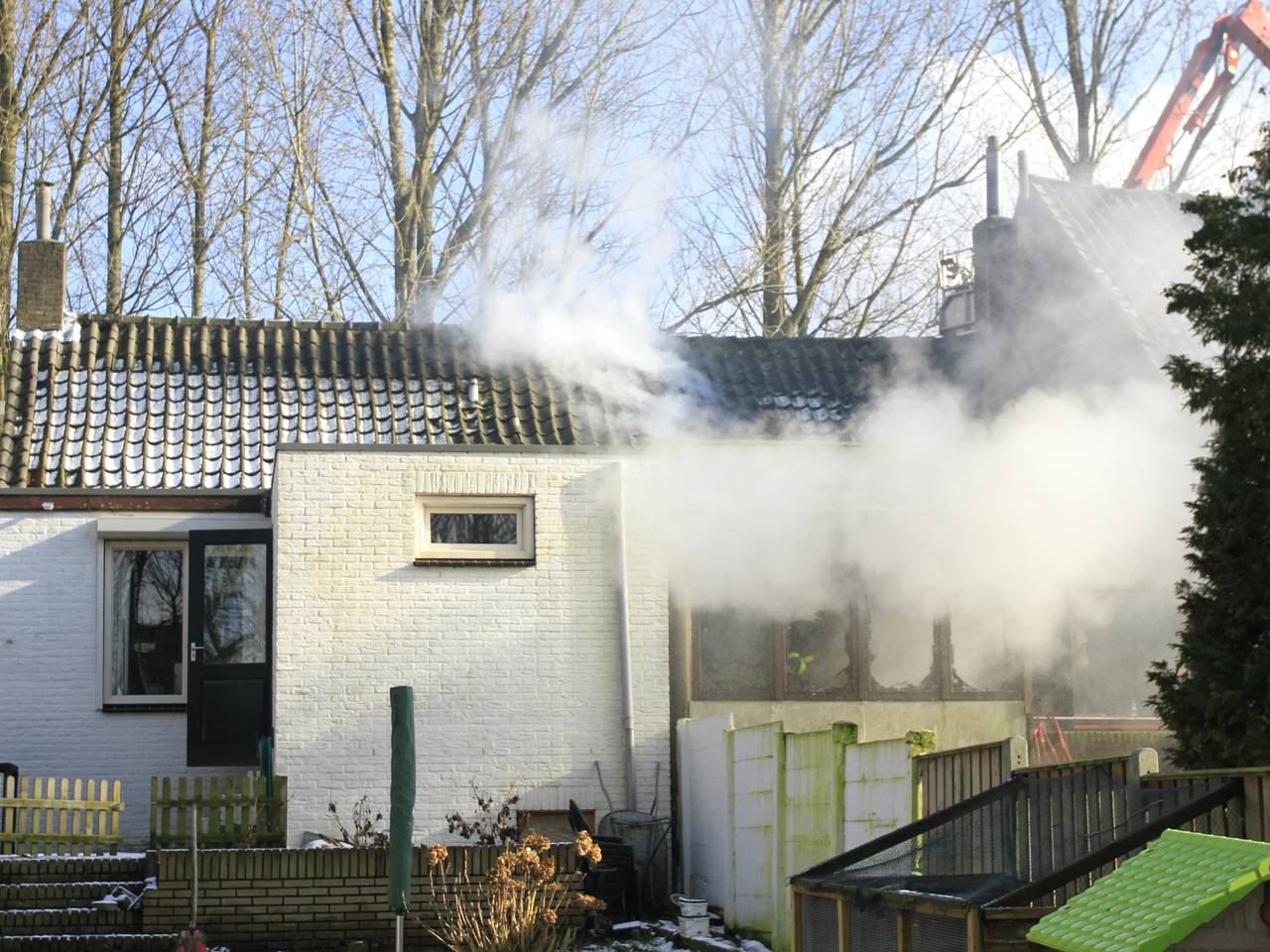 De brand woedde in de keuken. (foto: Alexander Vingerhoeds/Obscura Foto)