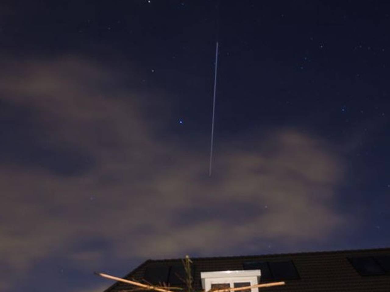 Ruimtevaart was zaterdag ook goed zichtbaar vanaf de grond. (foto Thijs Clevis)