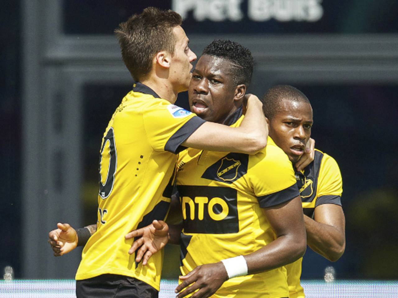 Teleurstelling bij spelers van NAC (foto: VI Images)