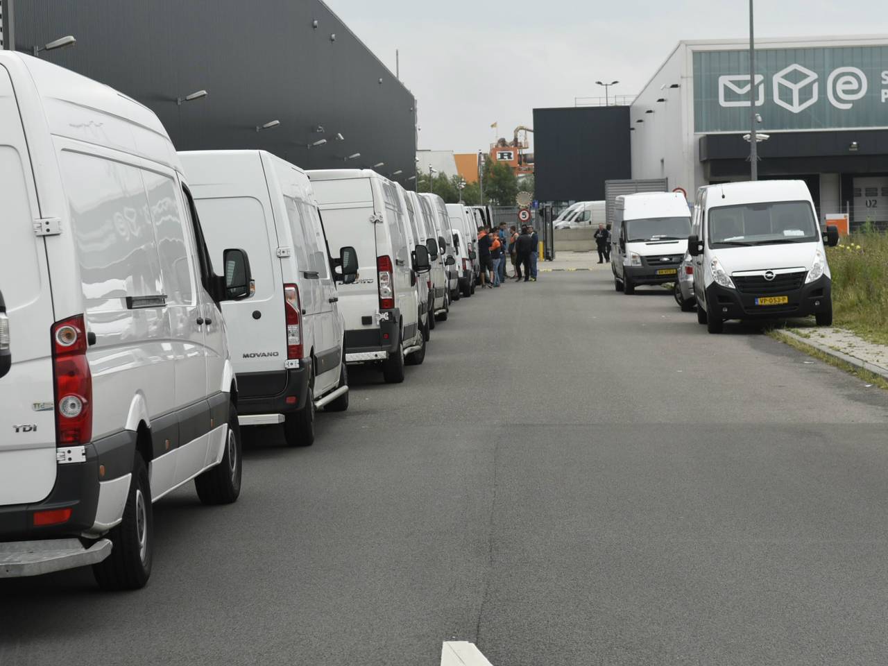 Staking bij PostNL in Breda. (archieffoto: Tom van der Put/MaRicMedia)