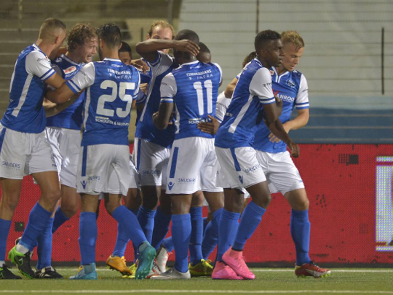 FC Den Bosch viert de overwinning (foto: VI Images) 
