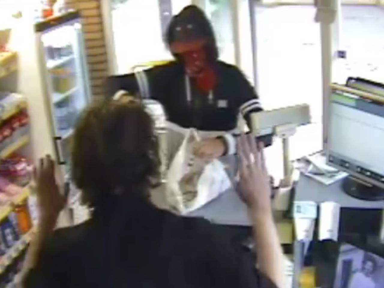 Deze overvaller zou door de politie zijn aangehouden.