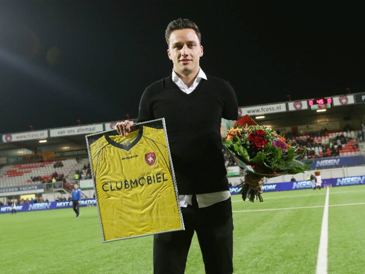 Luuk Koopmans (Jong PSV) nam vrijdagavond afscheid van het publiek in Oss