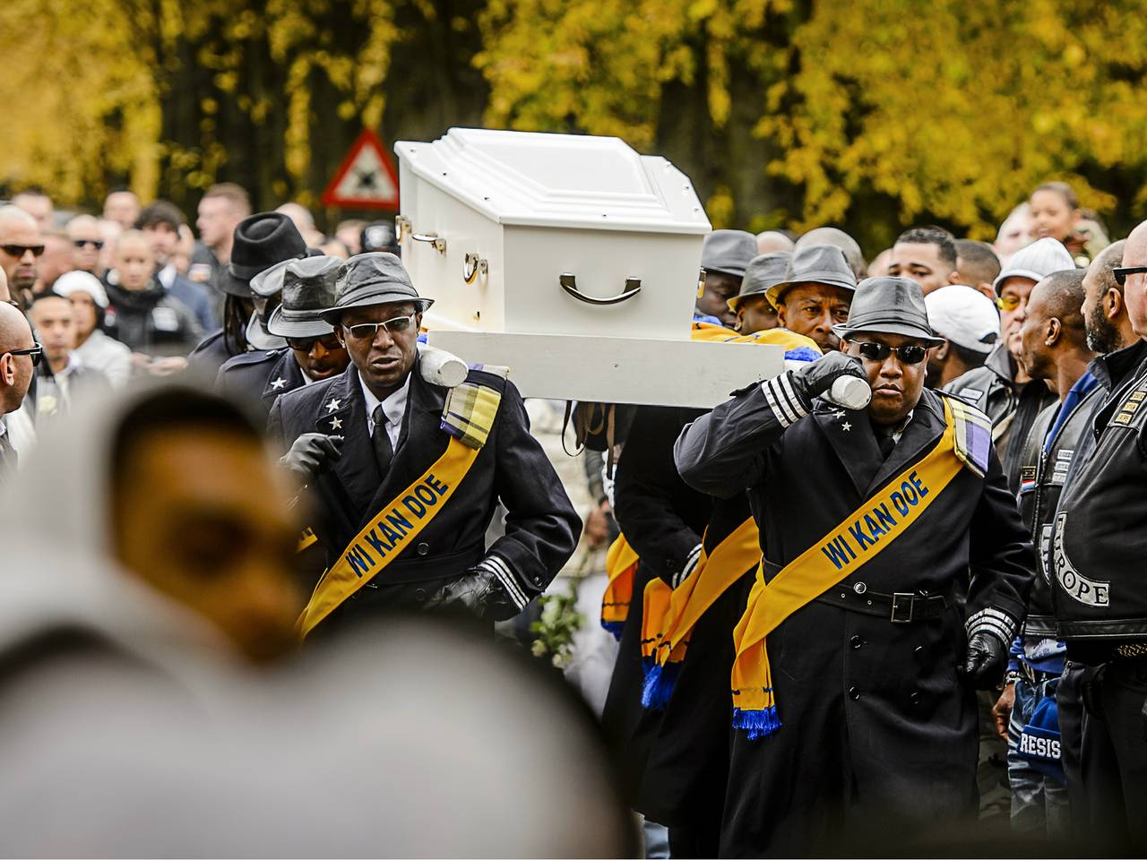Honderden No Surrender-leden bij uitvaart Brian Dalfour