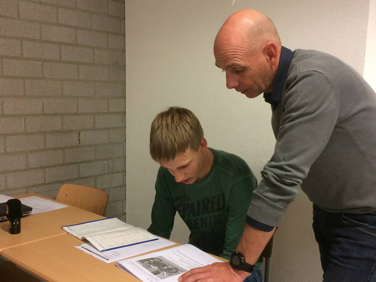 Sander gaat voor tienen op zijn eindexamen