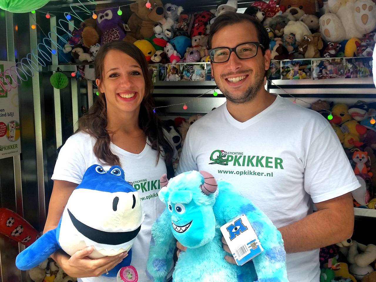 Winnen winnen winnen op de kermis, maar prijs mag naar het goede doel