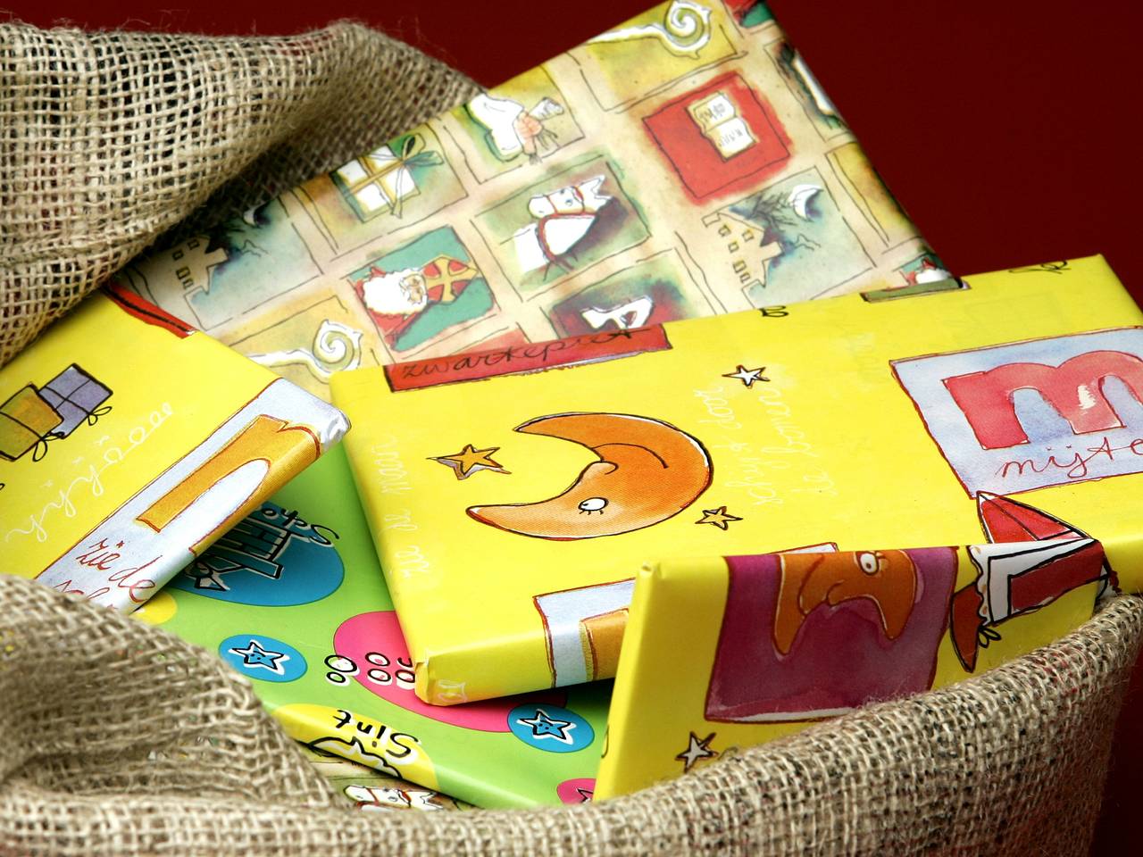 60.000 pakketjes te sorteren, gekkenhuis bij PostNL