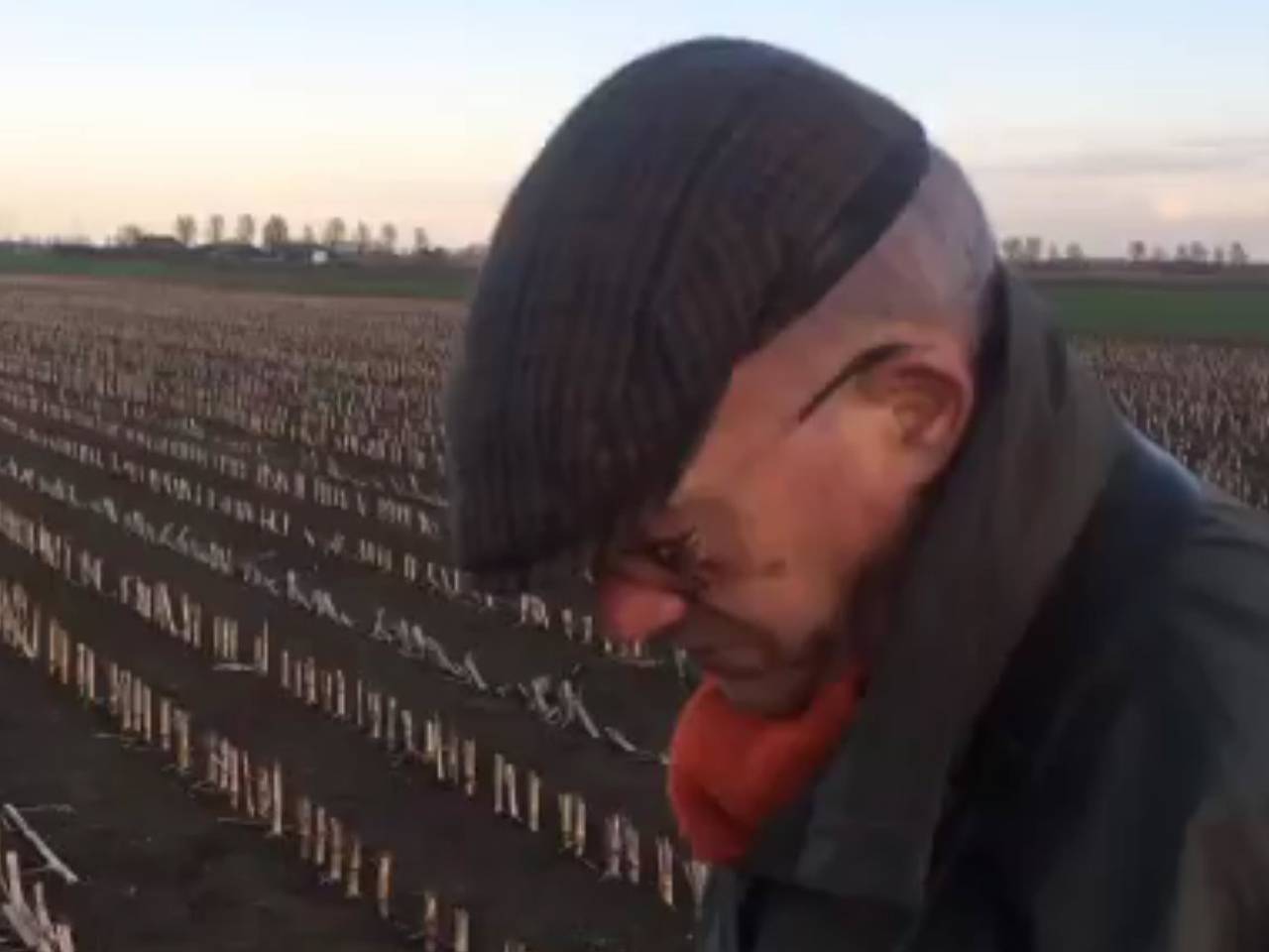 Jos Vermulst uit Rijen dacht het allereerste kievitsei gevonden te hebben.