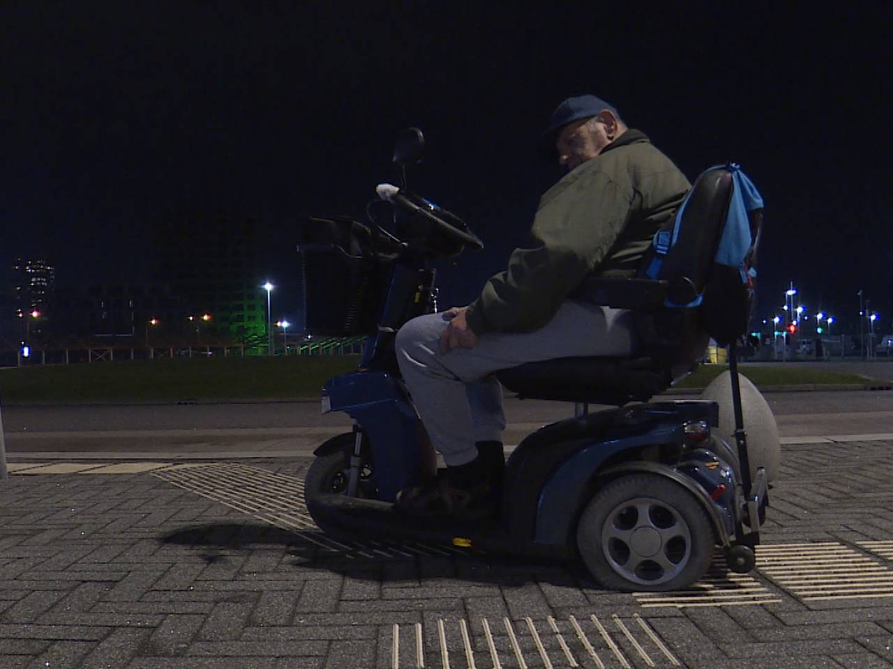 Van Hout met zijn lekke band