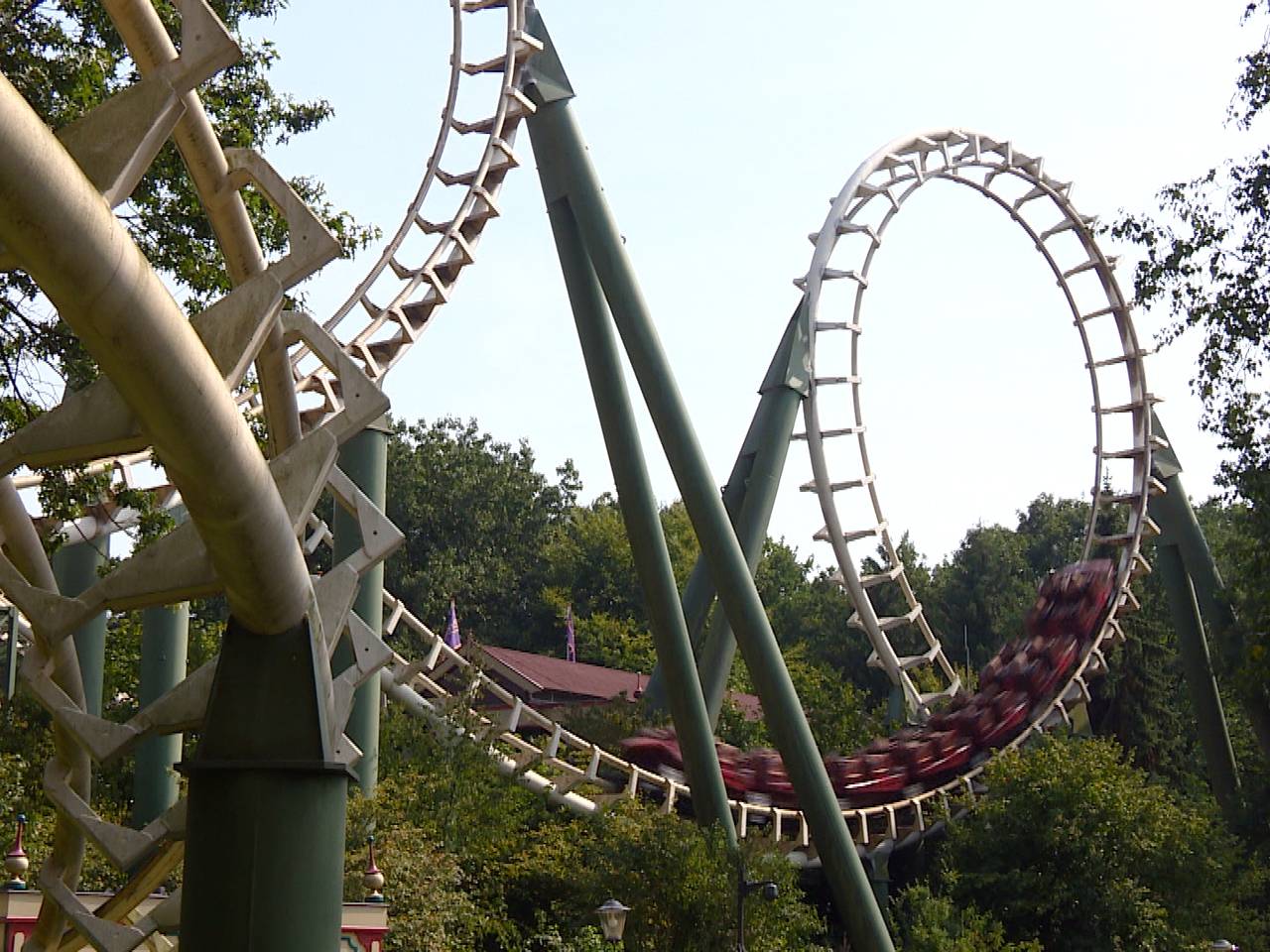 Achtbanen Efteling dicht vanwege storm. (Foto: Raymond Merkx)