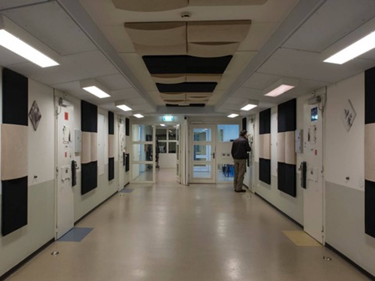 Hoe de 6 gevaarlijkste tbs'ers leven.