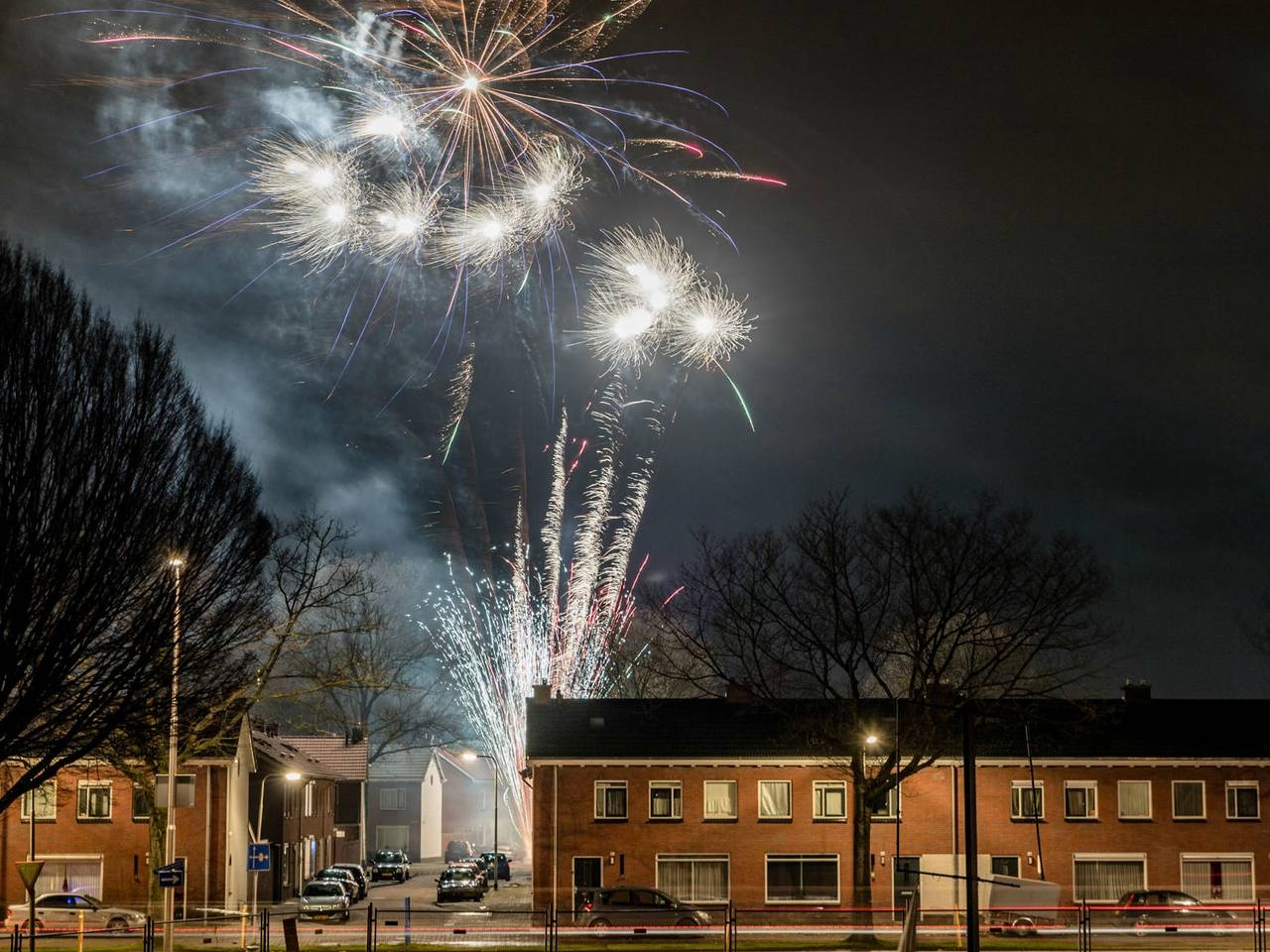 Vuurwerk in Tilburg. (Foto: Jack Brekelmans/Persburo BMS)