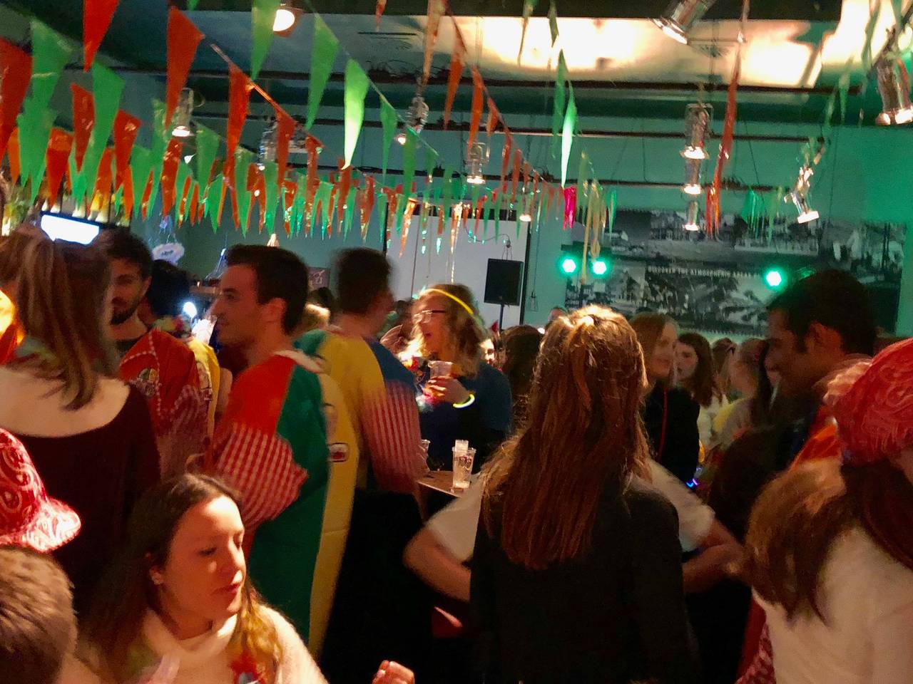 Buitenlandse studenten klaar voor carnaval op Tilburg University
