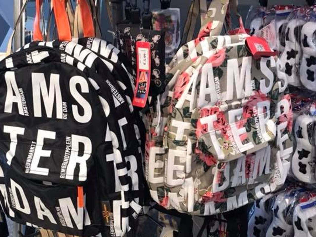 Is dit de souvenirshop op Eindhoven Airport? (Foto:Tjerk Langman)