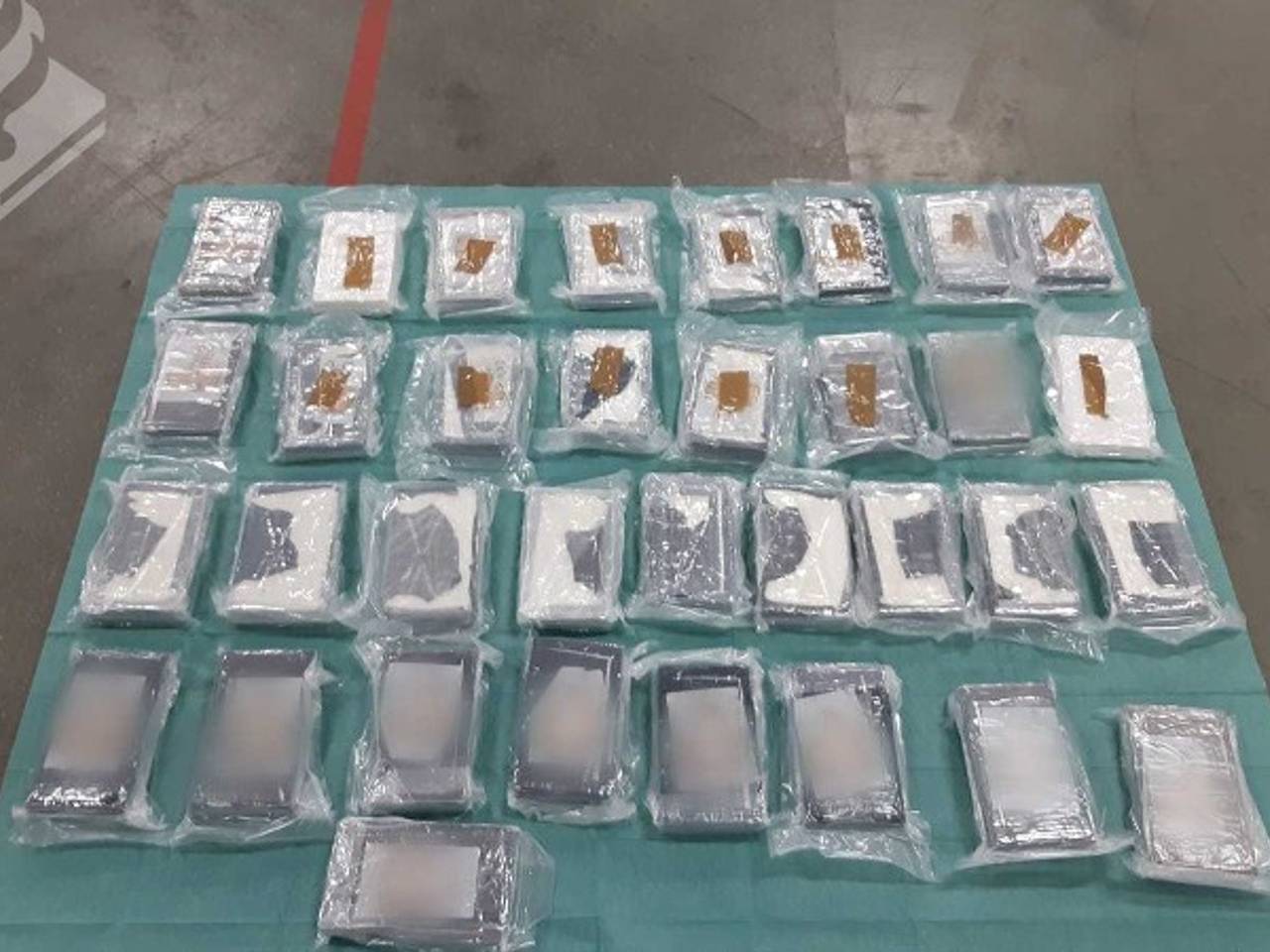 De gevonden cocaïne. (Foto: Politie)