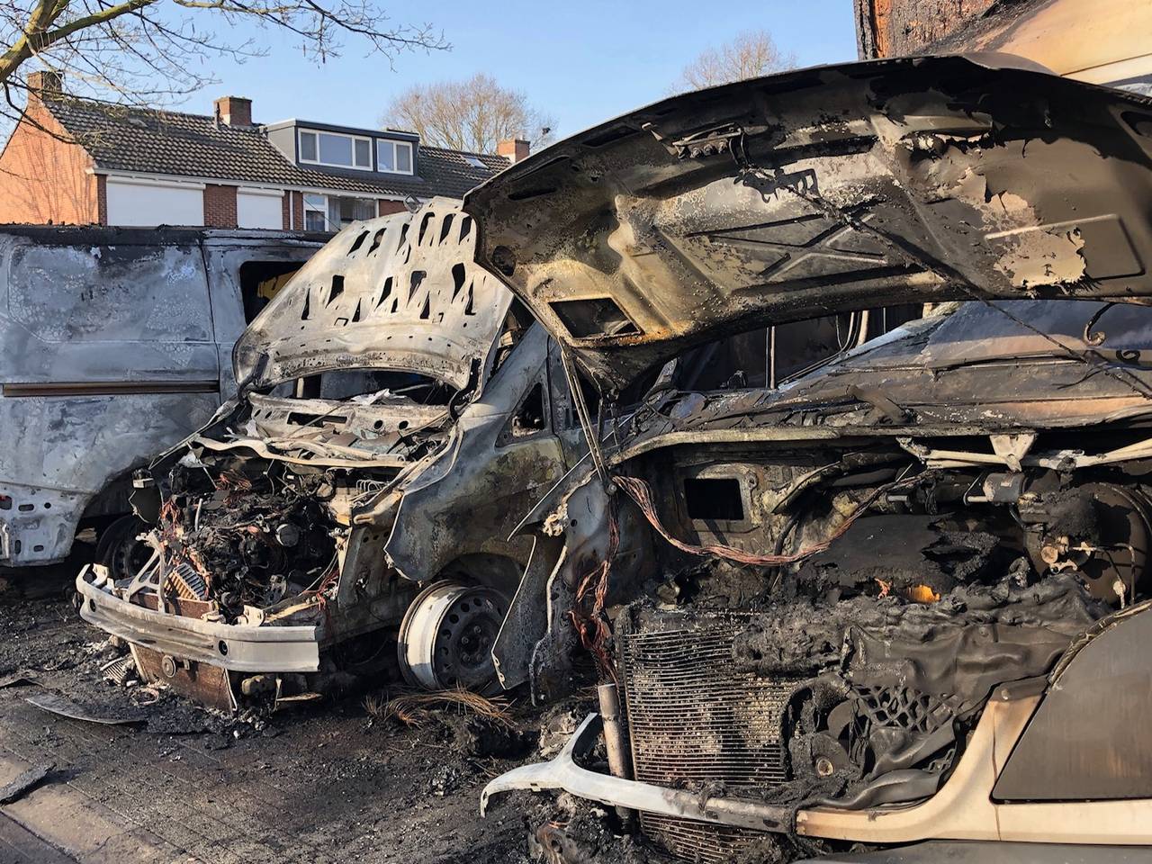 De afgebrande auto's in Oss