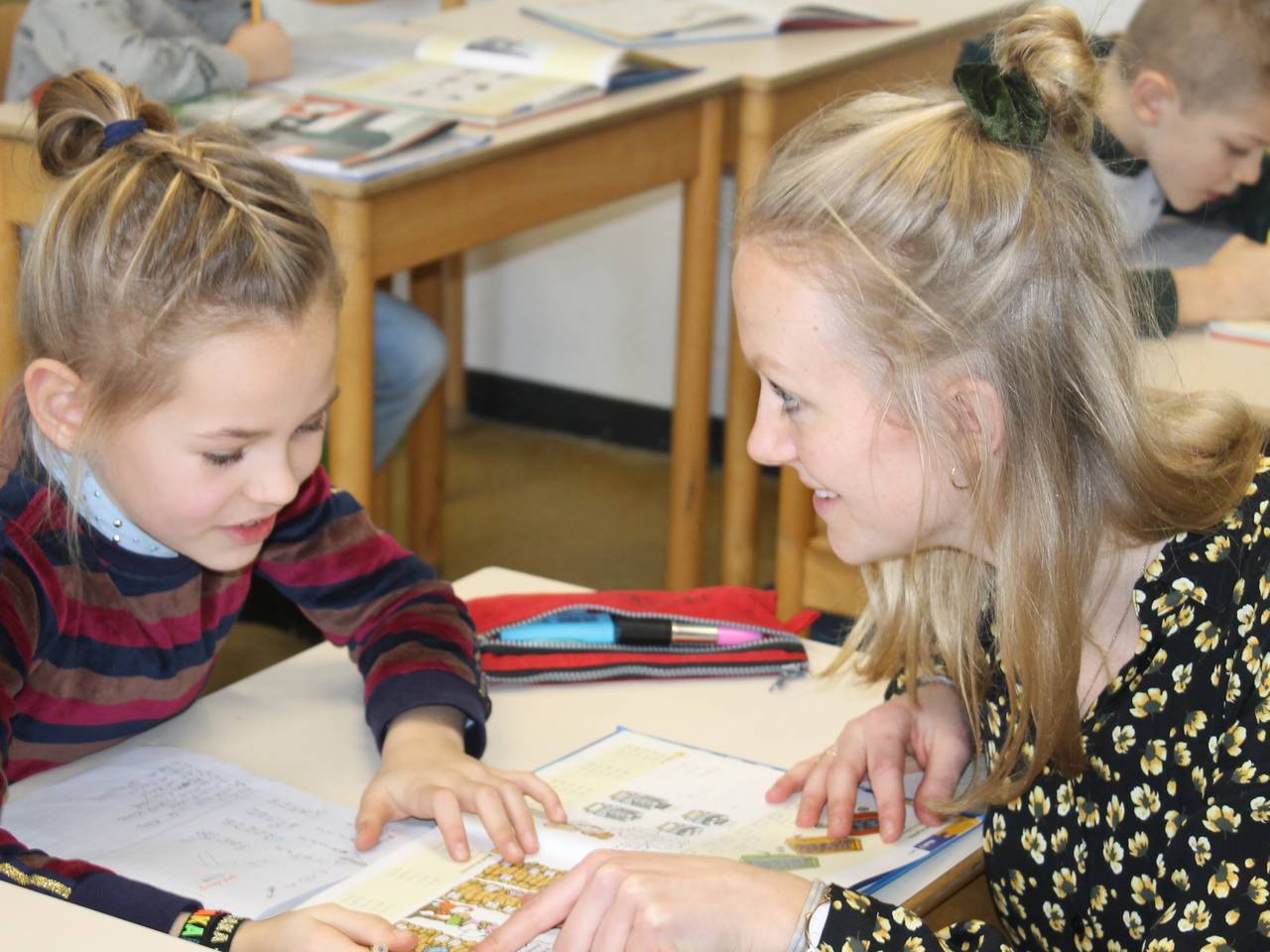 Roos Braam (25) wil meehelpen het lerarentekort te verkleinen (Foto: Roos Braam)