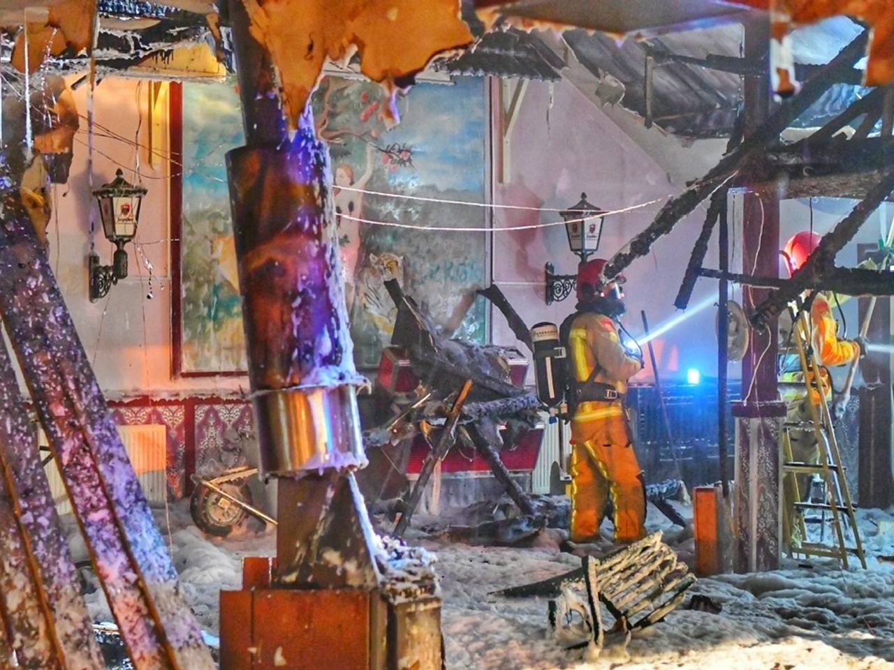 De schade is groot binnen (foto: Rico Vogels/SQ Vision).