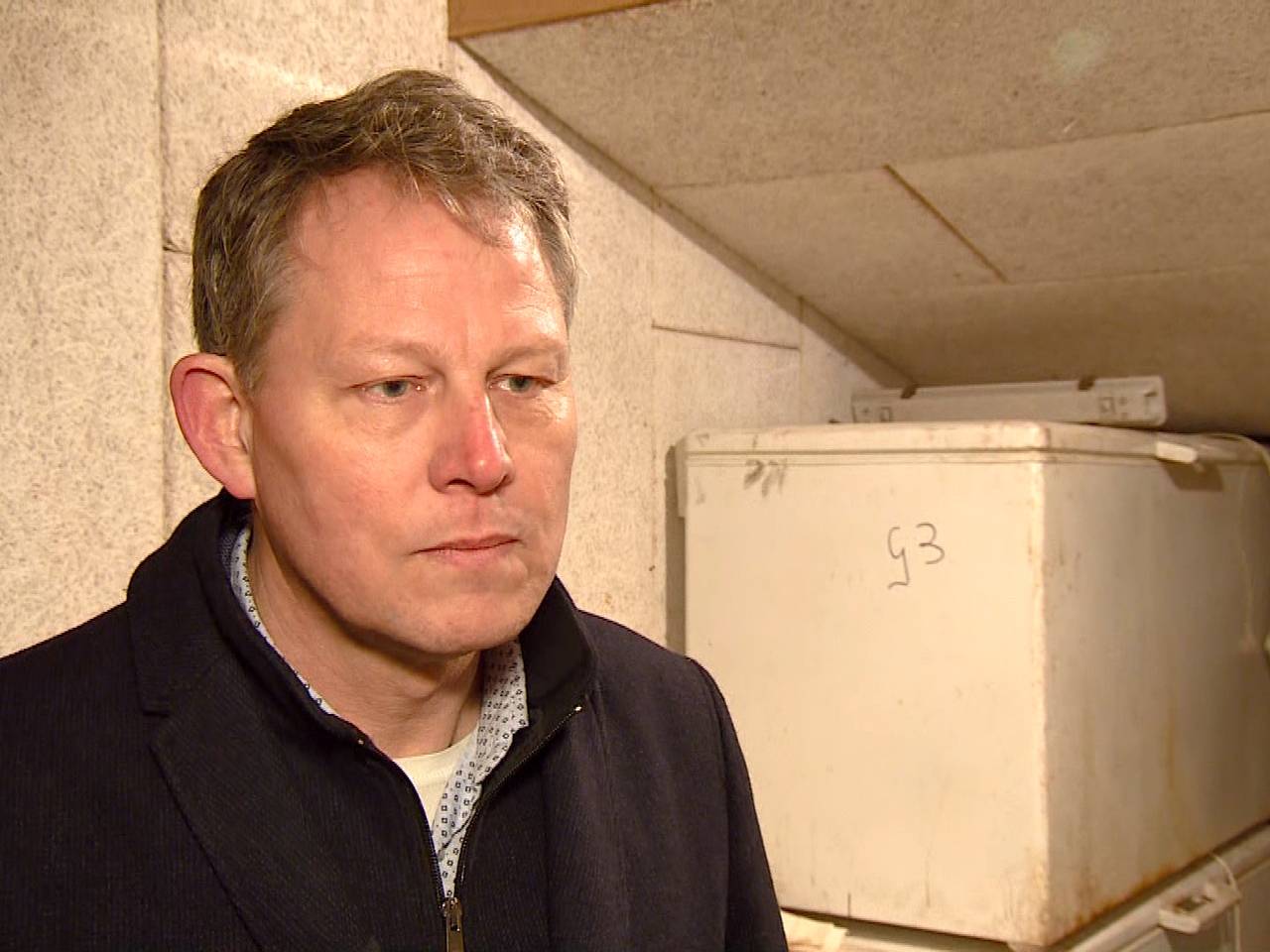 Burgemeester Remco Bosma is geschrokken van het grote drugslaboratorium dat in Hapert ontdekt is. ( Foto: Omroep Brabant)