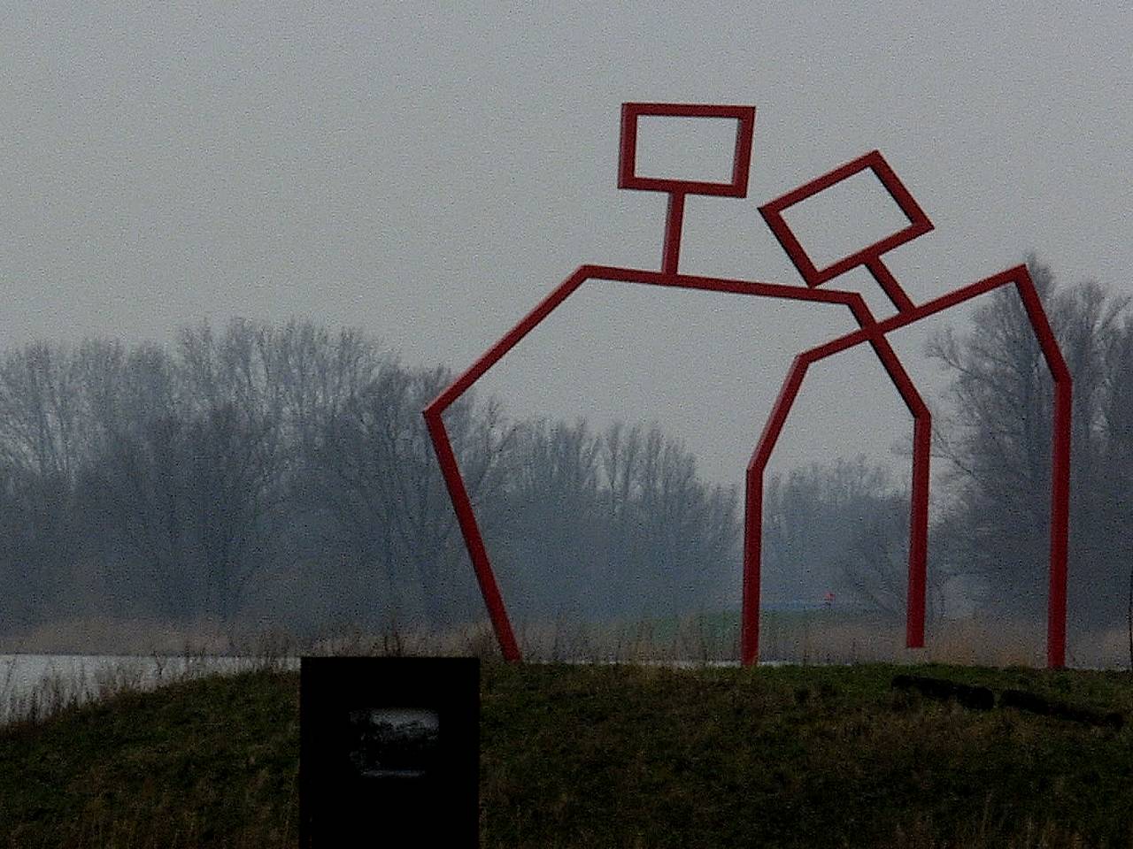 'Wachten tot het eindigt', diep in de Biesbosch wachten twee 'mensen' op betere tijden
