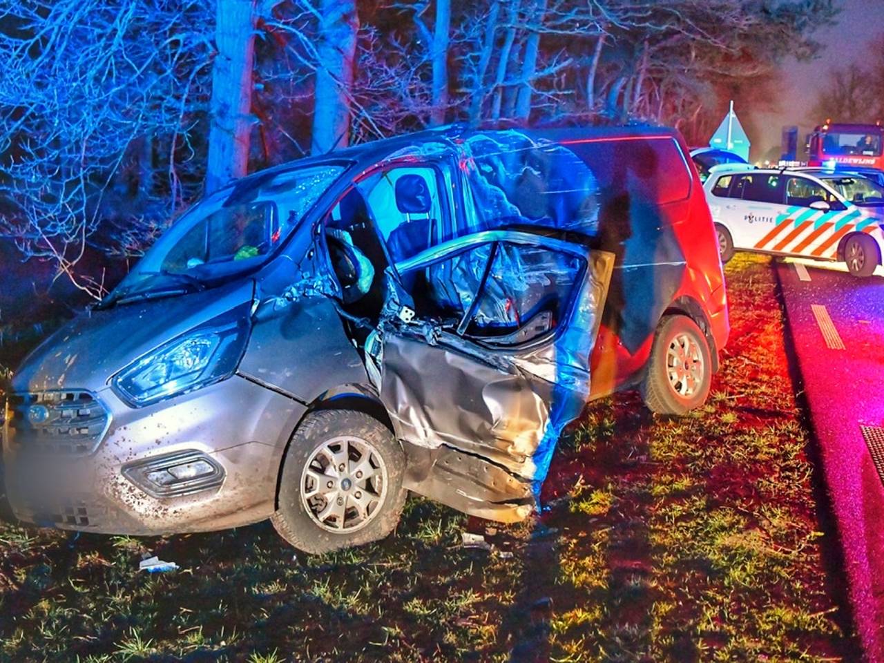De getroffen auto (Foto: Rico Vogels/SQ Vision).