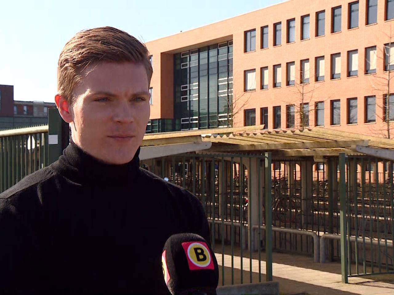 Stefan is ineens geslaagd voor de havo.